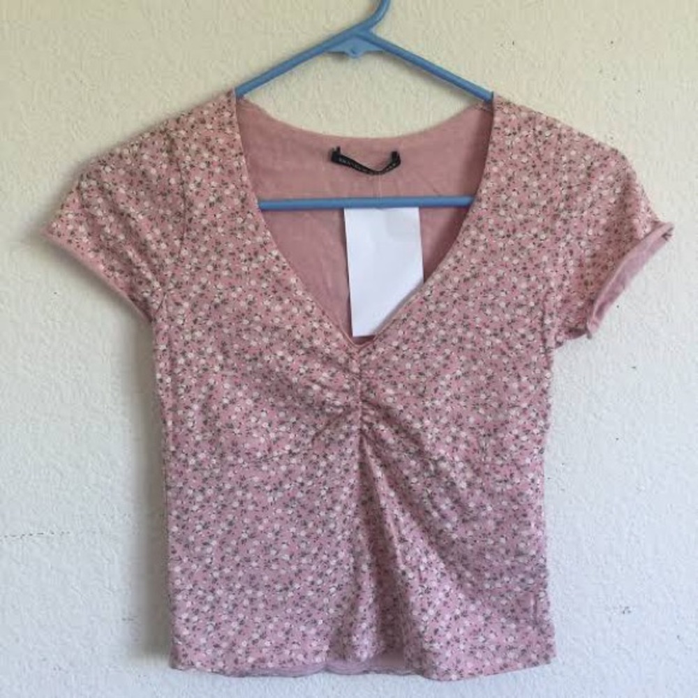 Brandy melville gina top ISO!